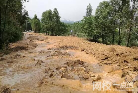 青海西宁发生山洪已致4死27失联 实在太惨了