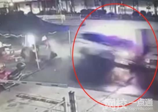 广西一醉酒男子盗警车后撞三轮车 具体是什么情况?