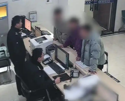 男子酒后驾车带朋友报案 这也太意想不到了