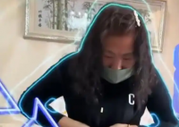 女子8000元买塑身衣致乳腺癌 究竟是怎么回事？
