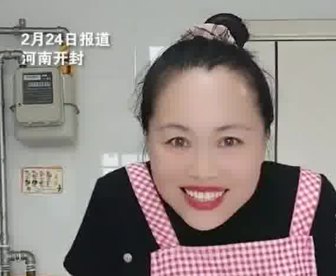 52岁女子跳“断头舞”走红 为什么这么火爆？