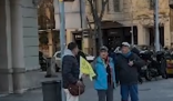 博主称欧洲旅行多位旅友东西被抢 为什么这么乱？