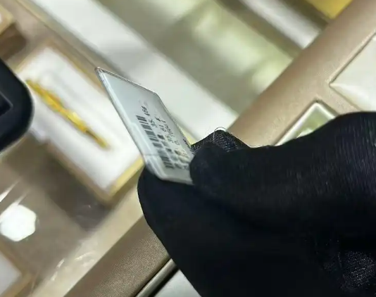 “一口价”金饰藏猫腻 为什么引争议？