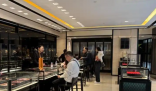 涨价后老铺黄金不排队了 究竟是怎么回事？
