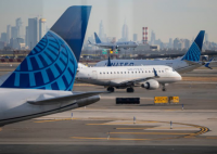 美联航一波音737客机在空中起火 为什么起火？