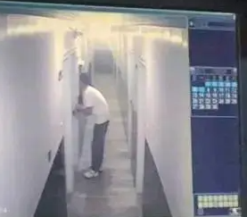 酒店回应男子通卡刷开3名女子房间 究竟是怎么回事？