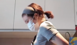 女子上门做饭每天6单月薪近2万 为什么这么火爆？
