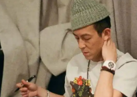 陈冠希经纪人回应飞机争执 究竟是怎么回事？