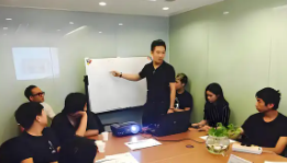 下班后开会培训 员工起诉公司获赔 简直太让人无语了