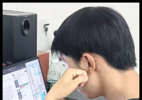 大三本科生回应逆天学术履历 为什么引争议什么情况？