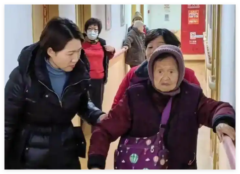 9旬孤老留500万遗产:仍在寻继承人 到底是什么情况？