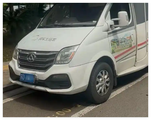女子租房车出游车子连出故障 为什么这么严重？