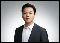 炒黄金期货赚14亿辞职?当事人否认 背后真相实在让人惊愕