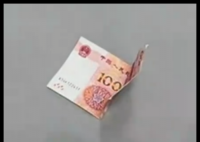 工人掉百元现金 老板跑遍工地找人 实在太感人了