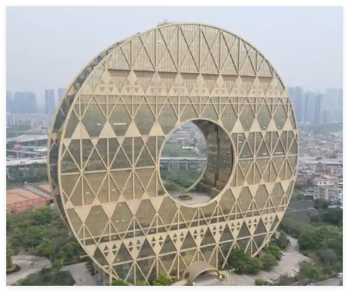 “最丑建筑”铜钱大厦拍卖 无人报名 究竟是怎么回事?