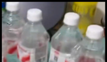 一箱12瓶纯净水每瓶都有针眼 内幕曝光简直太意外了