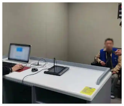 男子半夜3小时连拨47次110被拘 背后真相实在让人惊愕