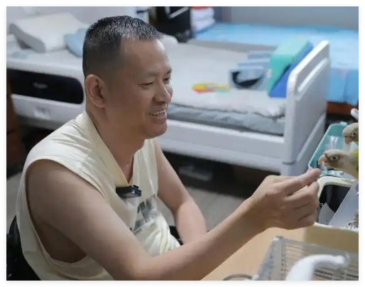 男子意外全身瘫痪女友照顾600多天 原因竟是这样让人泪崩