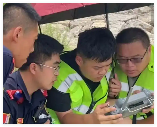 父女黄河大堤失踪 车上录音曝光 实在太悲剧了