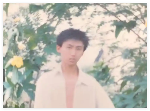 找了29年的人已离世24年男子崩溃大哭 简直太悲剧了