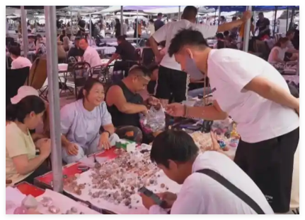全球下单!小石头卖出600亿元 为什么这么火爆？