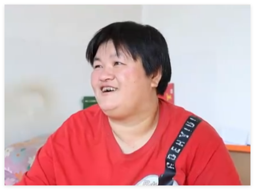 婆婆照料植物人儿媳17年唤醒对方 这也太暖心了