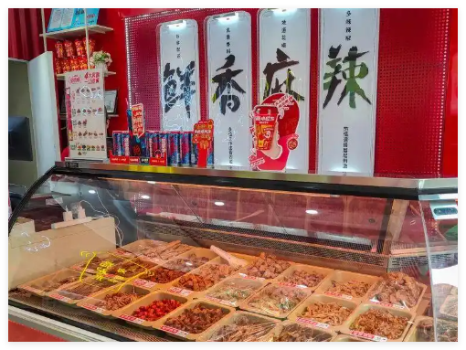 50元一斤的卤味鸭脖 年轻人不愿啃了 为什么这么贵？